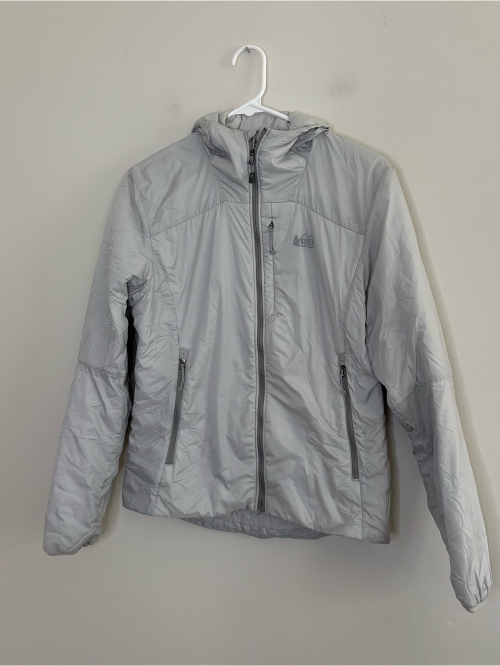 REI Womens XS Grey Lightweight Puffer Jacket Hooded Coat Packable Travel Fall